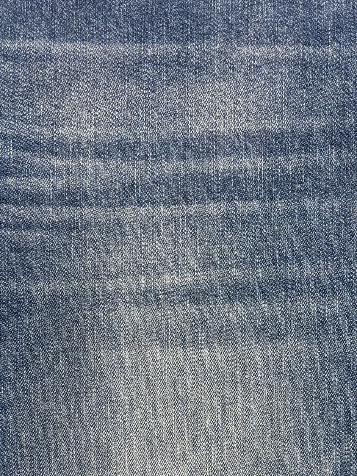 CAD644B3-4