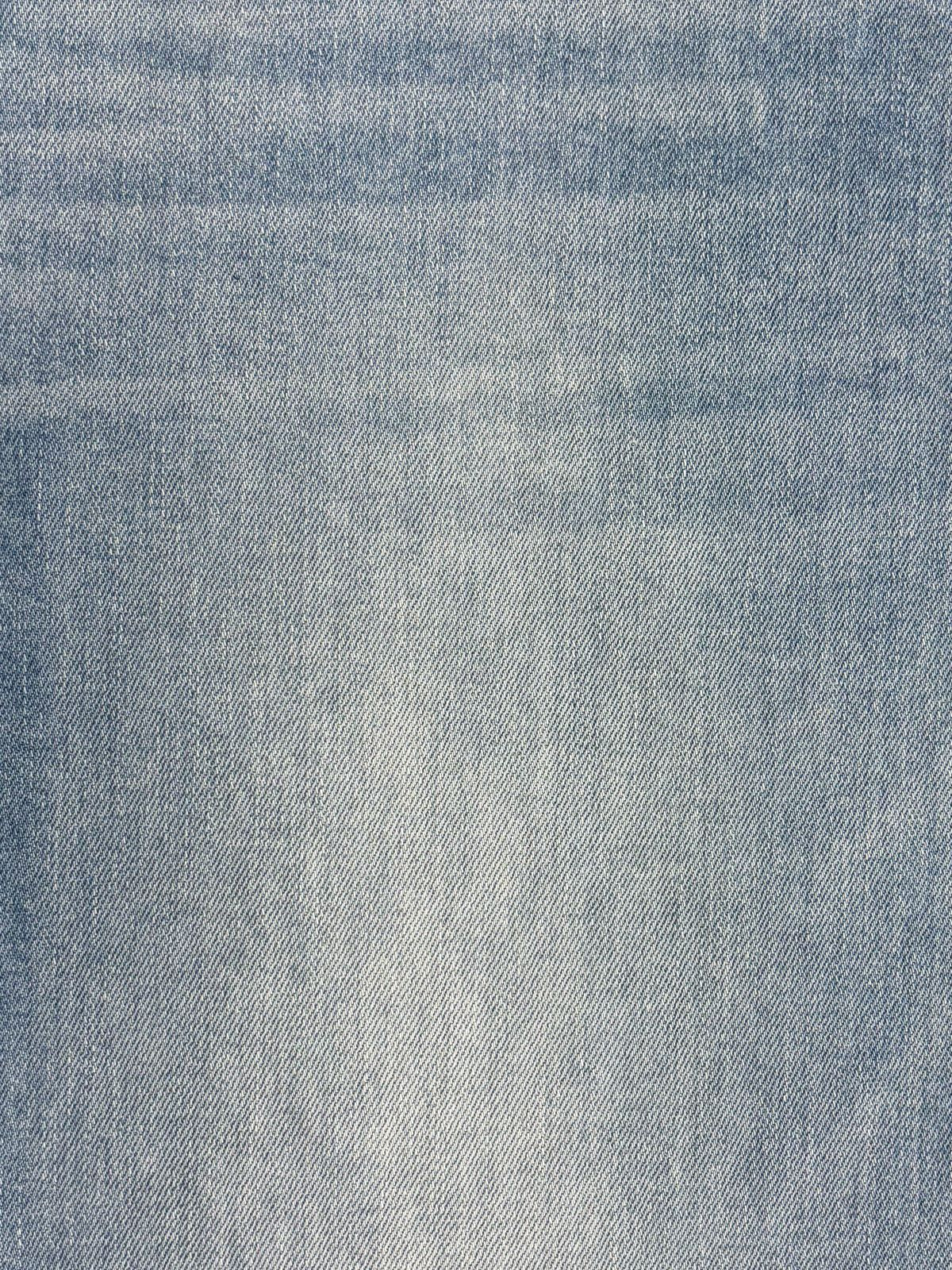CAD644B3-4